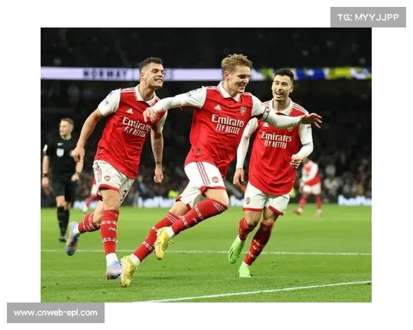 汉堡主场控球率57%占优,3-2逆转柏林联合展现顽强斗志 汉堡主场控球率57%占优,3-2逆转柏林联合展现顽强斗志